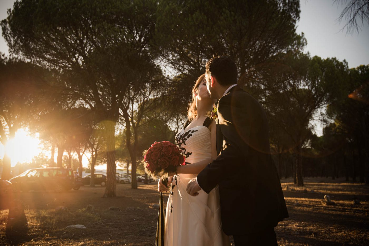 Descubre cómo Beatriz y José Javier celebraron su amor en Valladolid con la ayuda de MUEKA, capturando cada momento especial con fotografía, video y fotomatón. ¡Contáctanos para hacer que tu boda sea inolvidable!